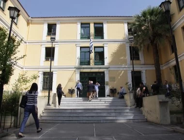 Αντιμέτωπος με κακούργημα 63χρονος για τα μηνύματα σε βουλευτές των ΑΝΕΛ